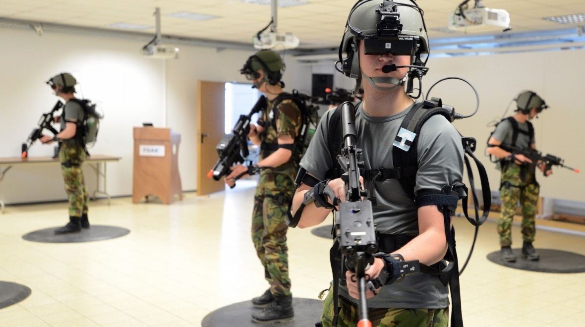 virtual reality military training